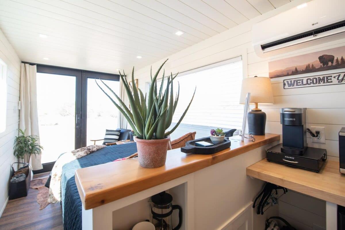New The Buffalo-Shipping Container In Alpine Eksteriør billede